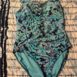 Lilly Pulitzer Lattice size 12 Floral One-Piece Swimsuit in Blue and Green